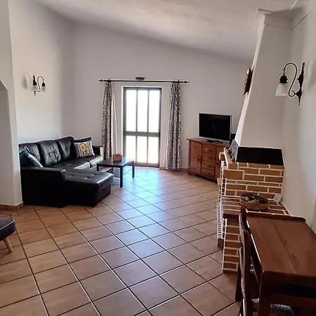 Nyaraló Quinta Do Moinho Novo *